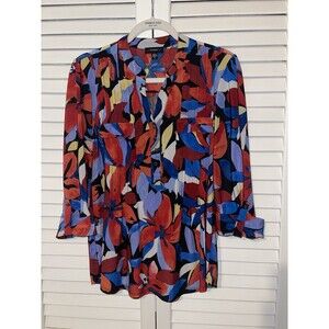 Cocomo Shirt 3/4 Sleeve Pullover Floral Vneck Pockets Accent Buttons Women’s S